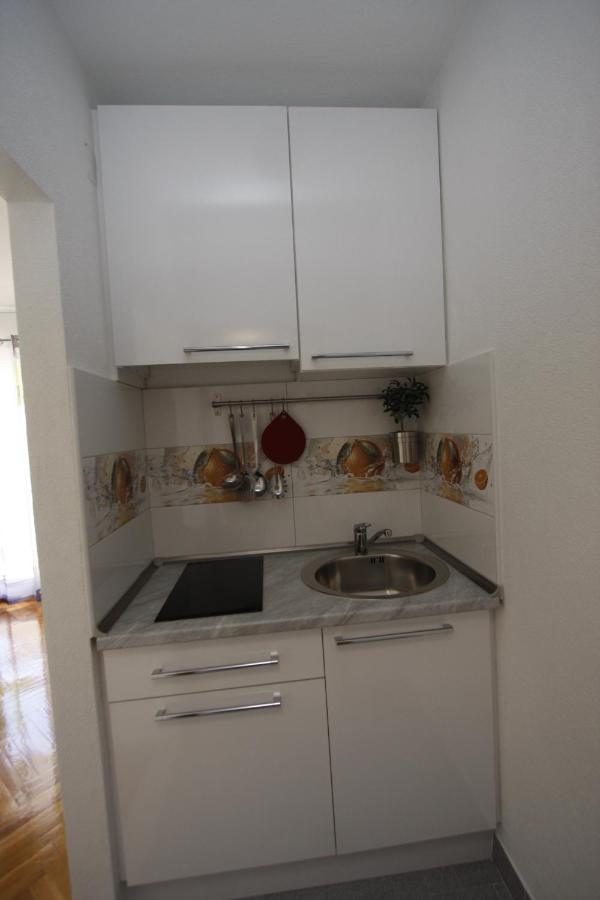 Apartments Galic Макарска Екстериор снимка